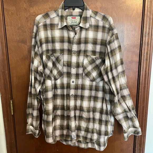 Levi's Other - Vintage Levi’s Men’s Flannel Button Down Shirt Green Brown Plaid Large